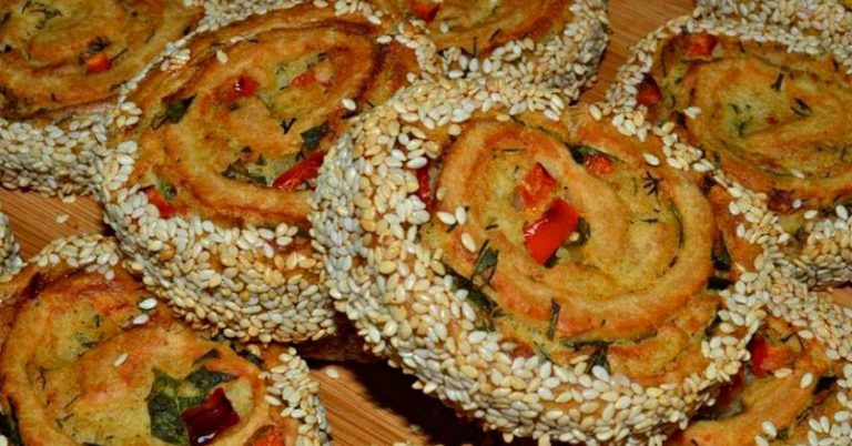 Печени ролнички со компири
